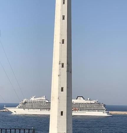 Faro Sul Mare Luxury Apartment - Zona Fiera Bari Dış mekan fotoğraf