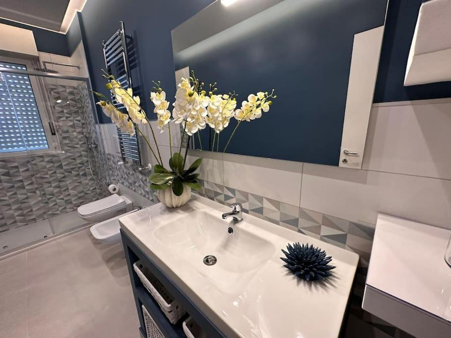 Faro Sul Mare Luxury Apartment - Zona Fiera Bari Dış mekan fotoğraf