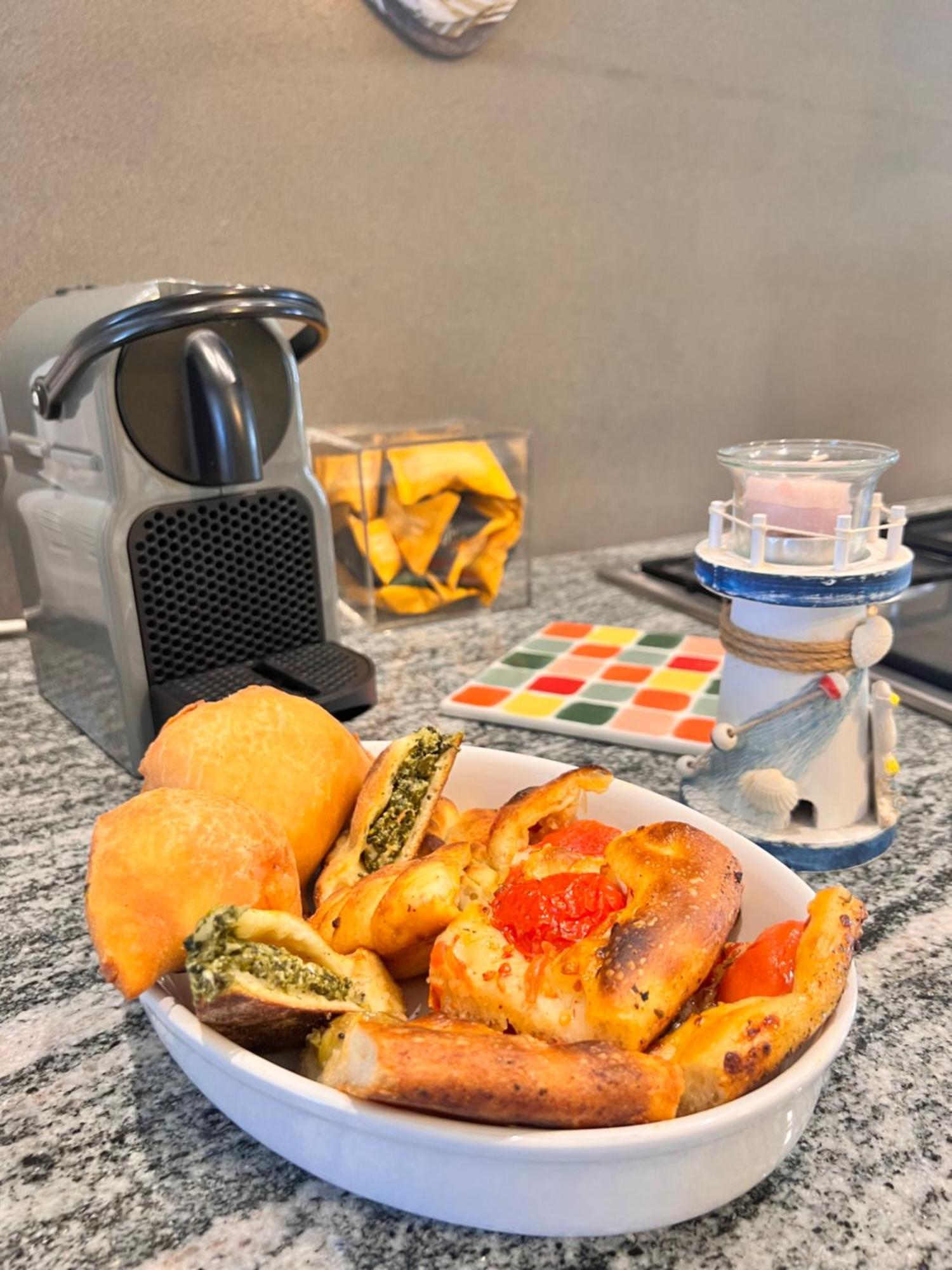 Faro Sul Mare Luxury Apartment - Zona Fiera Bari Dış mekan fotoğraf